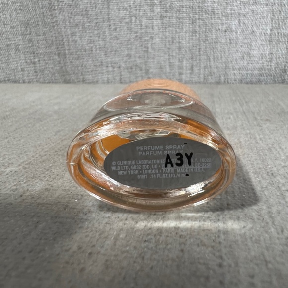 🎁3 for $30🎁 Clinique Happy Spray mini - Picture 3 of 4